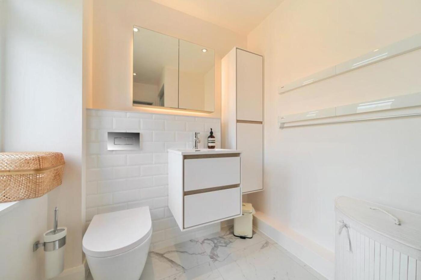 Elegant Modern Cozy 3Bd Apt 1Gb Wifi - Luxurylondonstays Casa vacanze *